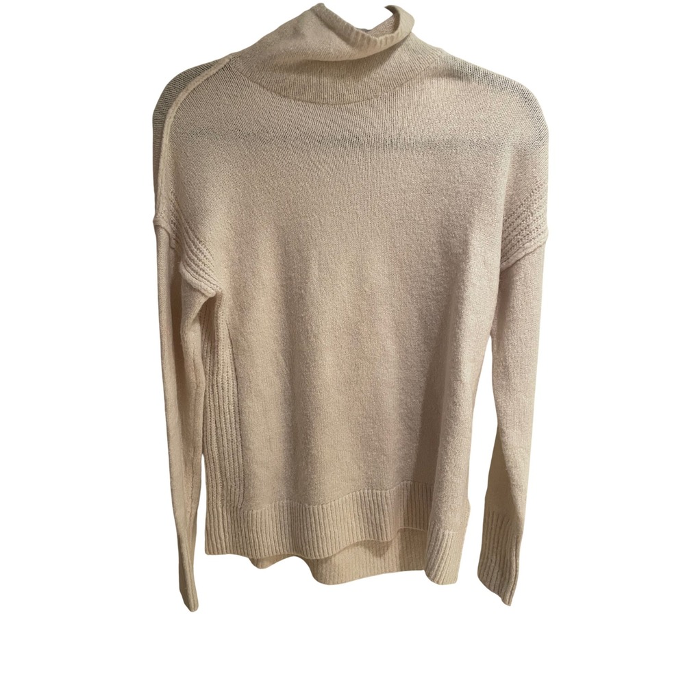 GAP Womens Cream Turtleneck Sweater Medium Ivory Knit Pullover Long Sleev Ribbed